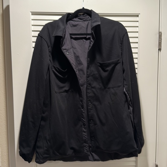 Lululemon men’s insulated reversible jacket (water resistant) - Picture 3 of 3